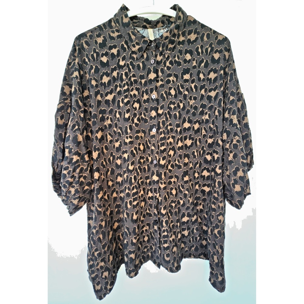 Soya Concept Animal Print Blouse Lantern Sleeves Button Up #41346 Whimsy Goth